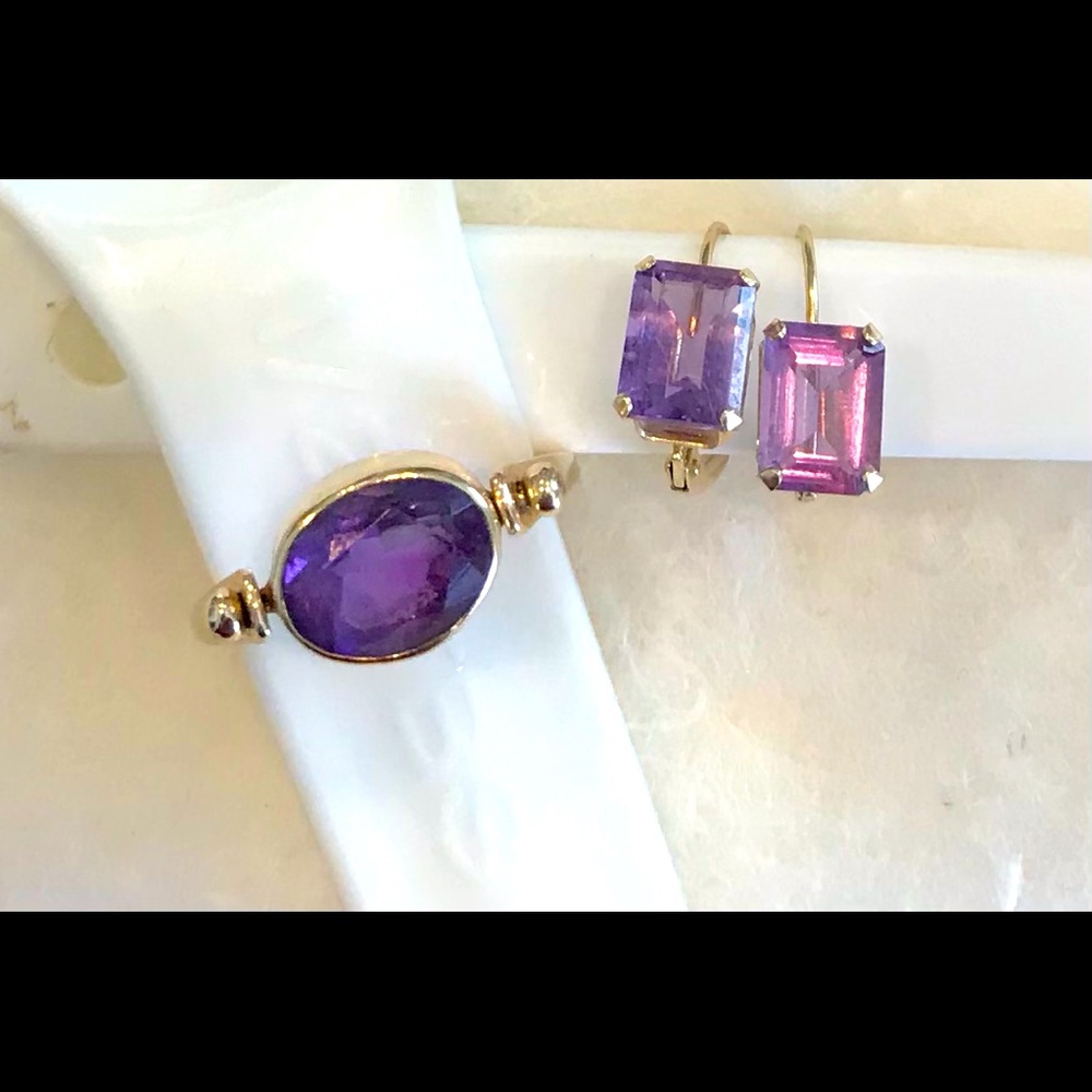 Ring & earrings — gold/amethyst